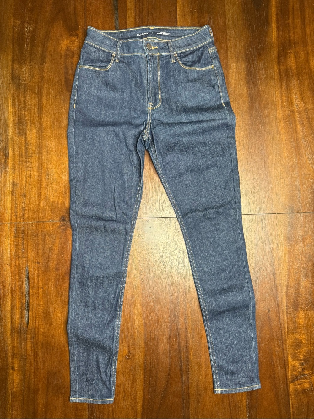 Old Navy High-Rise Super Skinny Jeans Size 4 Dark Wash Denim